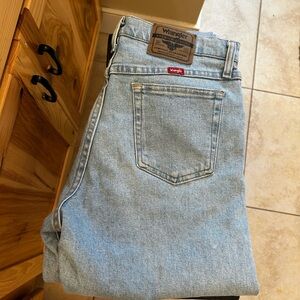 Wrangler Light Wash Relaxed Fit Jeans
